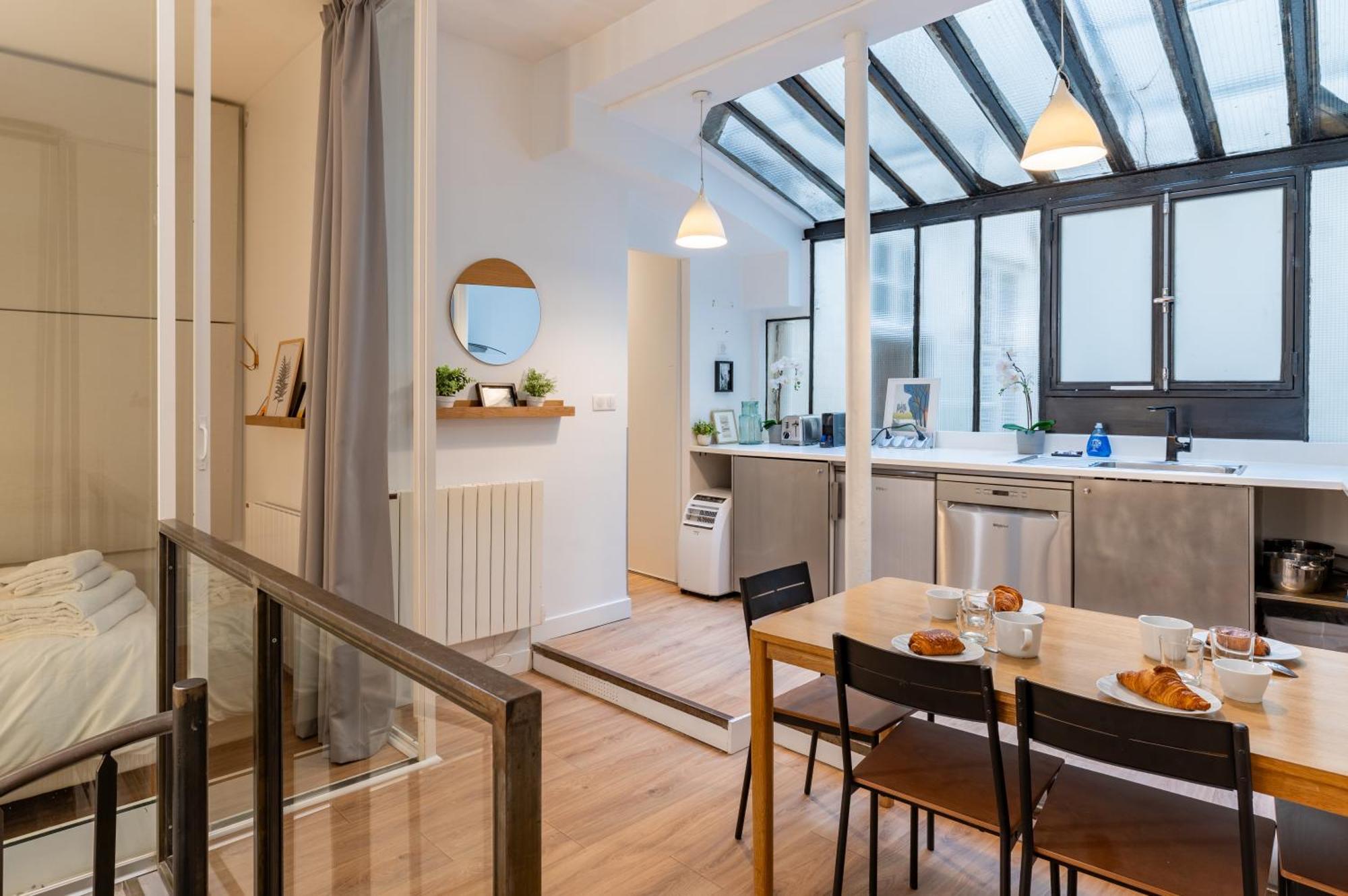 St Germain Sartre Chicsuites パリ エクステリア 写真
